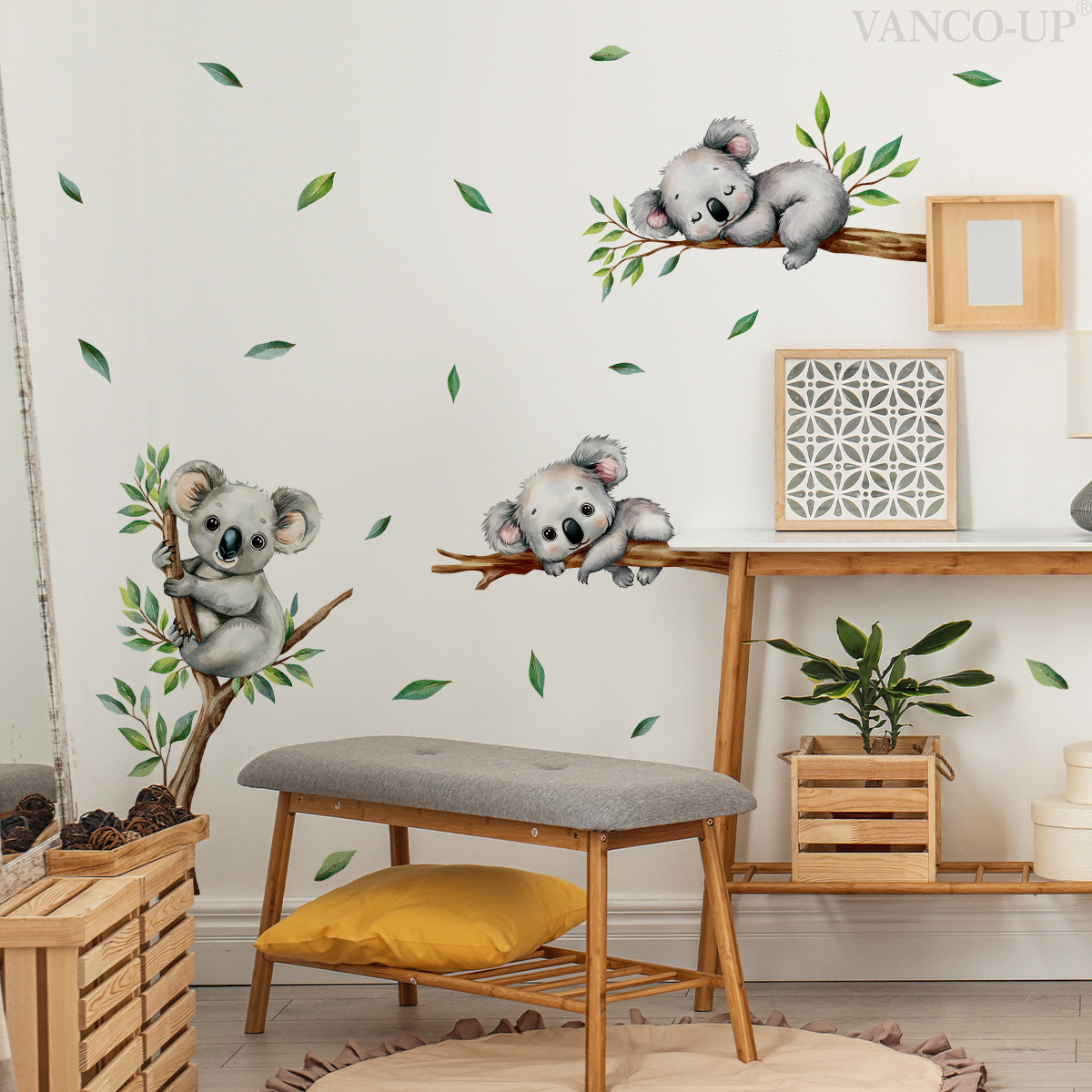 Kids Outdoor Furniture - สติ๊กเกอร์ติดผนังลายการ์ตูนโคอาล่าปีนกิ่งไม้ สำหรับตกแต่งห้องเด็ก ห้องอนุบาล วอลเปเปอร์ติดผนัง PVC
